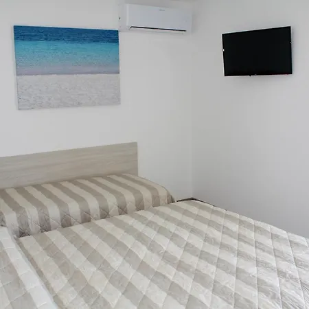 Apartament Nashira *
